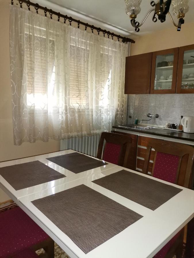 Kelizual Apartment Gornji Milanovac Exterior foto